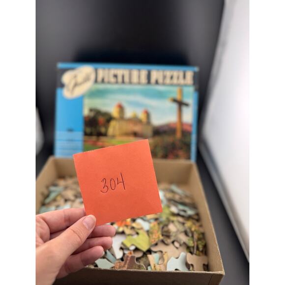 Vintage Guild Puzzle - Santa Barbara Mission - Picture 7 of 7